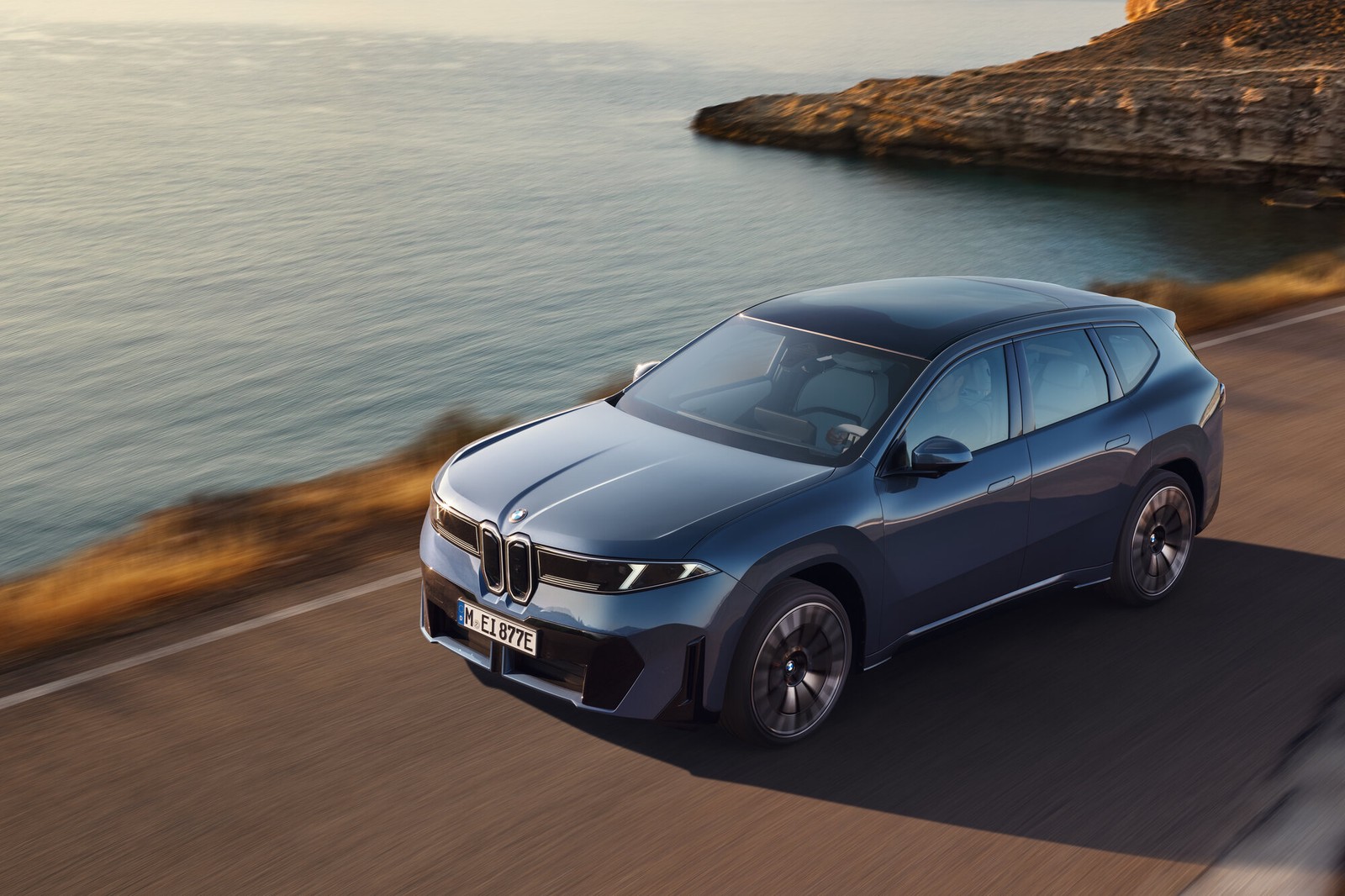 BMW iX3 50 xDrive - Vista 1