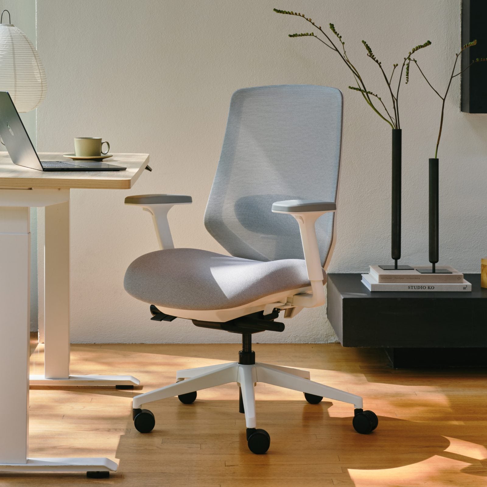 Ergonomic Chair Pro - Vista 4