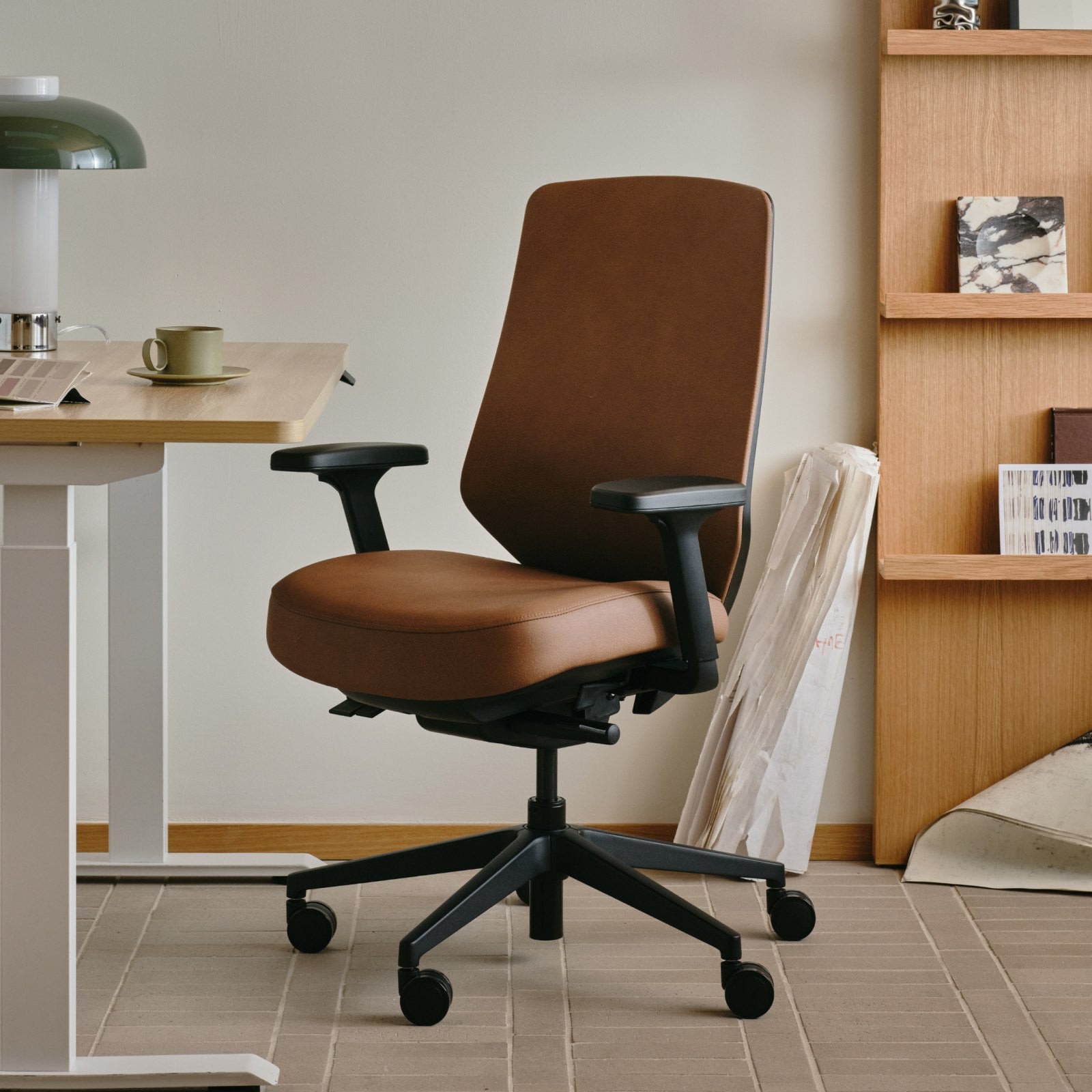 Ergonomic Chair Pro - Vista 6
